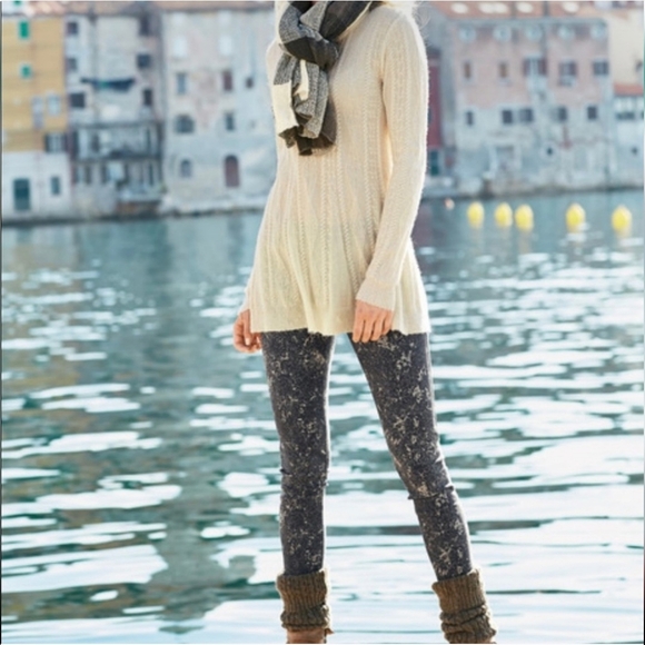 NEW Peruvian Connection Paloma Skinny Jeans Floral Luxury Designer Fall Comfy - Picture 1 of 16